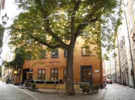 A picture of the hotel: Castanea Old Town Hostel