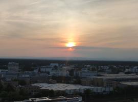 酒店照片: Skyline-Aussicht und fantastische Sonnenuntergänge