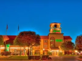 MCM Elegante Suites Abilene