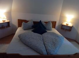 Hotel Photo: Elo Apartman