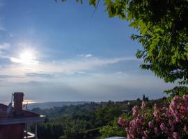 Hotel fotoğraf: Seaview Heights above Portorož