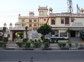 Mahal Rajwada-A Heritage Resort