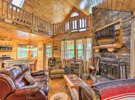 Hotel Foto: Charming Blakely Cabin with Porch and Valley Views!