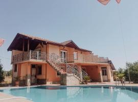 מלון צילום: Villa Katerina & Pool
