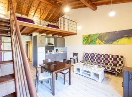 Apartamentos El Capricho, Hotel in Águeda del Caudillo