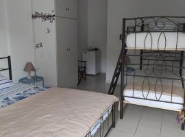 Фотография гостиницы: Eleni Karouti rooms for rent