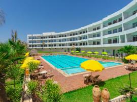 Fotos de Hotel: Sables D'or Appart Hôtel