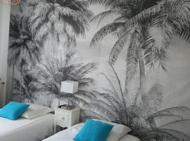 Ma Petite Auberge、カステラーヌのホテル