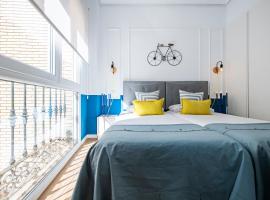 Hotel fotografie: Stunning & Bright 2BD 2BTH – CITY CENTER -GRAN VIA