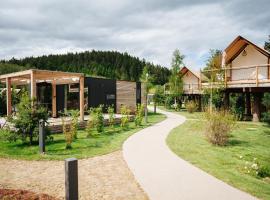 Lakeside Petzen Glamping、Unterlibitschのホテル