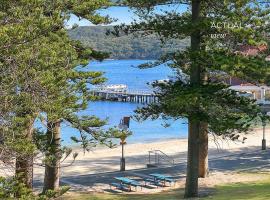 Foto di Hotel: Best location in Manly Harbour view