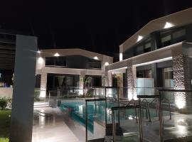 Gambaran Hotel: Amalia Deluxe Villas
