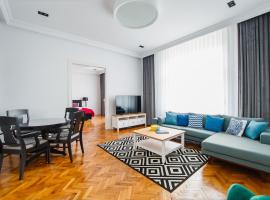 Hotel foto: Spacious RiverViews Apartment near Piata Unirii