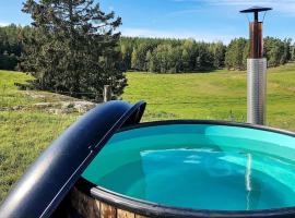 Gambaran Hotel: 9 person holiday home in Tystberga