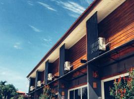 Boutique Family Room Phitsanulok、ピサヌロークのホテル