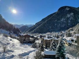 Aparthotel Sant Andreu, hotel v destinaci Arinsal