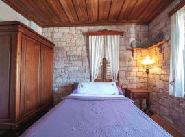 Cunda Tas Konak Otel, hotel v destinaci Ayvalık
