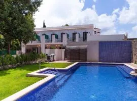 Ad Hoc Vitae Retreats & Health Only Adults