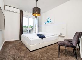 Hotel Velden - 24 Checkin Zimmer im Zentrum, ξενοδοχείο σε Velden am Wörthersee