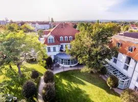 Hotel Villa Heine Wellness & Spa, khách sạn ở Halberstadt