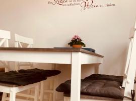 Rheingau Quartier, hotel v destinaci Oestrich-Winkel