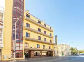 Best Western Hotel Dom Bernardo, hotel in Faro