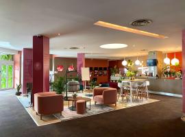 A picture of the hotel: Best Western Plus Paris Saclay (ex: Val de Bièvre)