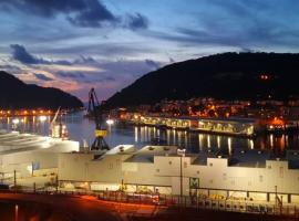 酒店照片: Apto con vistas a BAHÍA DE PASAJES, a 10 min del centro de San Sebastián