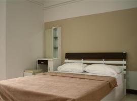 Baanbudsarin Apartment, hotel v destinaci Sing Buri
