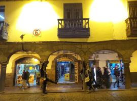 Hostal Chasky, מלון בCusco