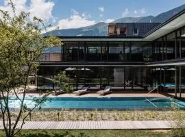 zelloon boutique hotel