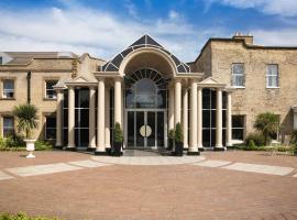 A picture of the hotel: Mercure York Fairfield Manor Hotel