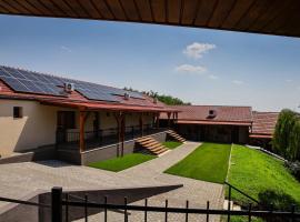 Tulip Garden Panzió, hotell sihtkohas Kékcse