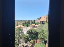 Albergue rural l'Almada de Yebra, hotel in Yebra de Basa