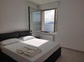 Gambaran Hotel: Miti dello Stretto Apartments