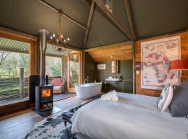 De Cango Farm, hotel in Oudtshoorn