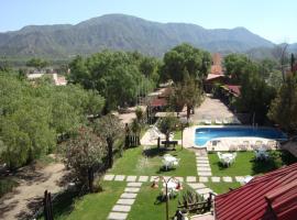 Hotel fotoğraf: Hosteria Termas del Challao