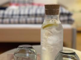 HOSTEL LOVELY ROOMS CITY CENTER, shared Bathroom, hotel in Villach