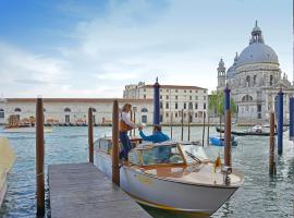Hotelfotos: Sestiere di San Marco Town House Sleeps 5 with Air Con