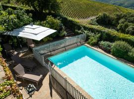 A picture of the hotel: Castelvecchi Villa Sleeps 6 with Pool Air Con and WiFi