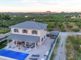 מלון צילום: ZANTE SOLEIL - HIGH-END STONE VILLA WITH SWIMMING POOL