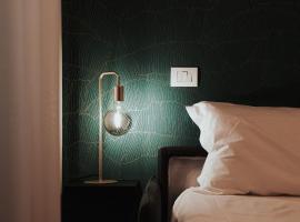 Casa LiLu by Comorooms,位于科莫的酒店