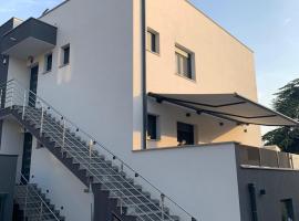 Hotel Photo: Galeb Apartments osjecka ulica 37