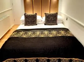 Rushmore Hotel
