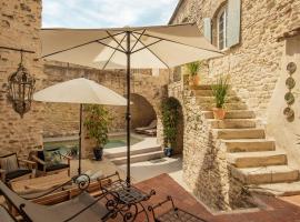 Hotel foto: LA FUGUE chambres d hôtes de charme dans une demeure historique Proche UZES NIMES ALES