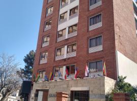 Quintana Hotel, hotel i San Luis