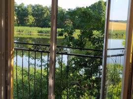 Amber house LT, hotel in Juodupėnai