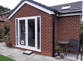 Hotel foto: Rose View- a lovely private 1 Bed Bungalow in Sale