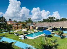 Hotel La Roca Costa Esmeralda, hotel in Monte Gordo