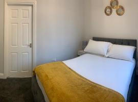 Hotel Photo: Gateshead Serviced Apartment Ideal for Contractors and Vacationing